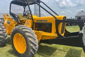 1970 John Deere 440  Skidder